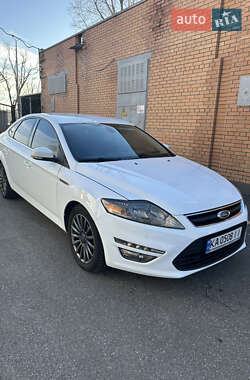 Ліфтбек Ford Mondeo 2014 в Києві