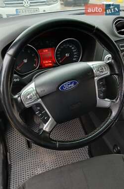 Седан Ford Mondeo 2012 в Броварах