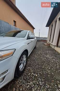 Седан Ford Mondeo 2012 в Мукачевому