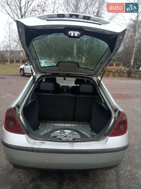 Седан Ford Mondeo 2002 в Кременце