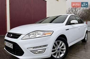Седан Ford Mondeo 2012 в 