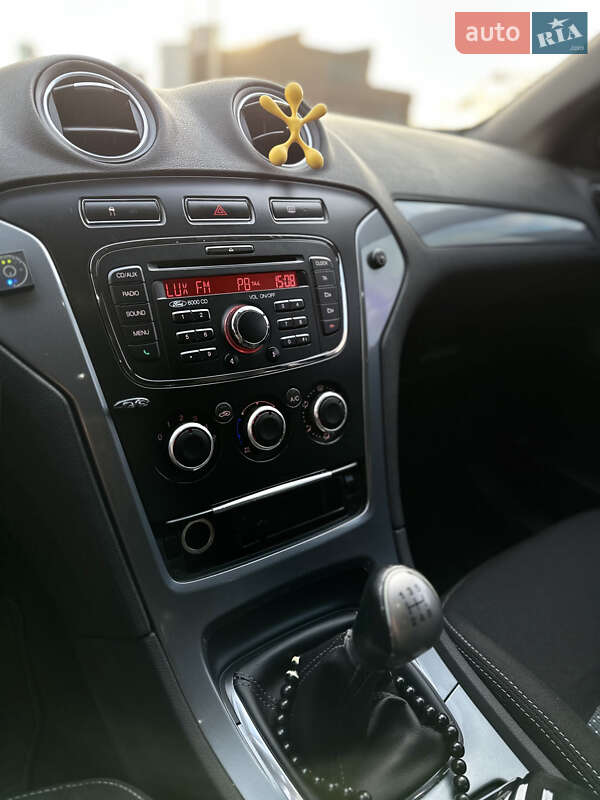 Седан Ford Mondeo 2010 в Киеве фото 13 Седан Ford Mondeo 2010 в Киеве
