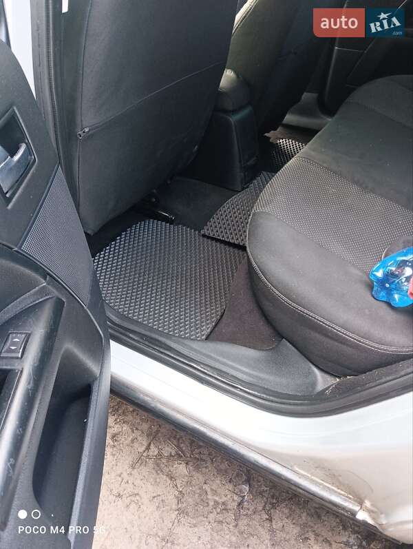 Универсал Ford Mondeo 2004 в Харькове фото 17 Универсал Ford Mondeo 2004 в Харькове