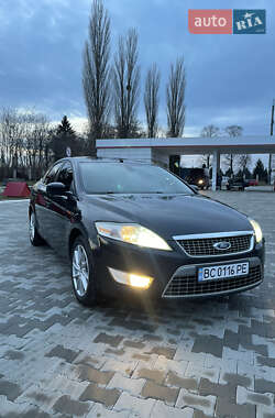 Седан Ford Mondeo 2010 в Львові