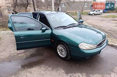 Седан Ford Mondeo 2000 в 