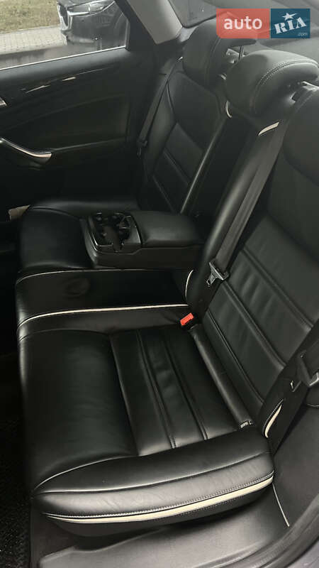 Седан Ford Mondeo 2011 в Чернигове