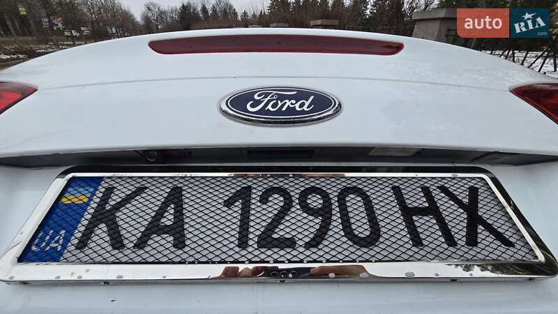 Седан Ford Mondeo 2012 в Умани