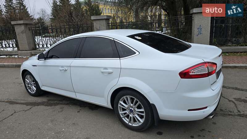 Седан Ford Mondeo 2012 в Умани