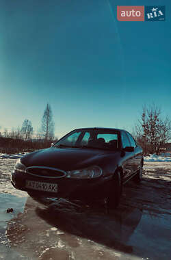 Лифтбек Ford Mondeo 1997 в Выгоде