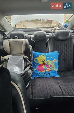 Седан Ford Mondeo 2012 в 
