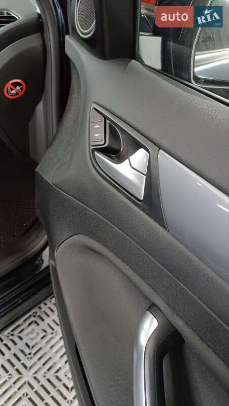 Седан Ford Mondeo 2011 в Києві