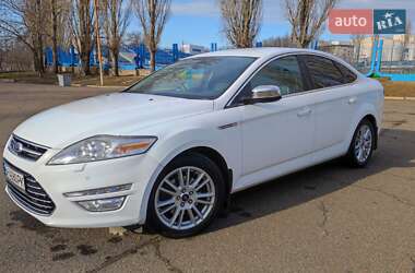 Седан Ford Mondeo 2012 в Южноукраинске