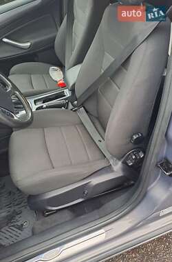 Седан Ford Mondeo 2011 в 