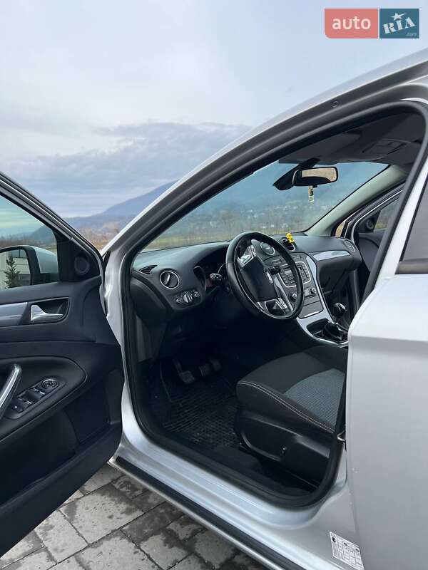 Универсал Ford Mondeo 2010 в Хусте