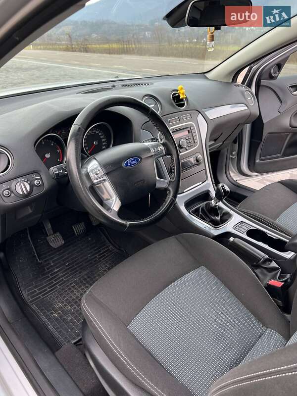 Универсал Ford Mondeo 2010 в Хусте