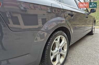 Седан Ford Mondeo 2010 в Києві