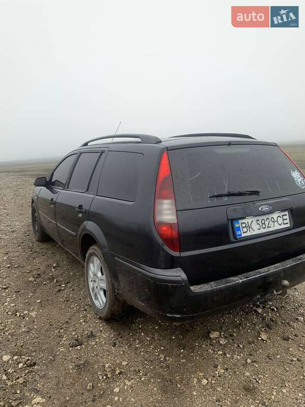 Универсал Ford Mondeo 2001 в Шумске