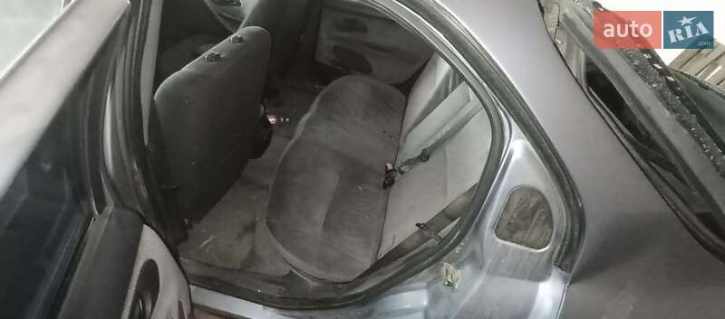 Седан Ford Mondeo 1996 в Жовкве