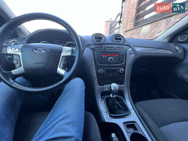 Універсал Ford Mondeo 2012 в Тернополі