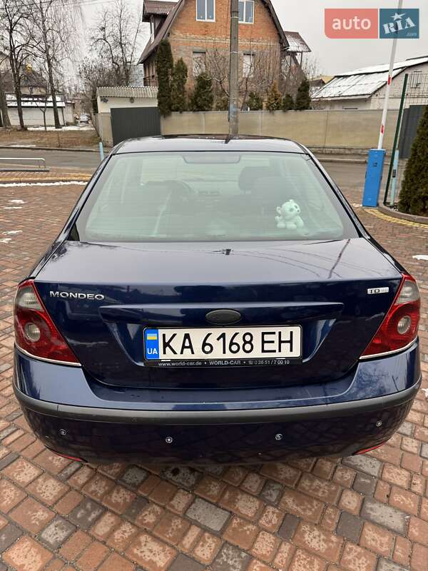Седан Ford Mondeo 2005 в Киеве