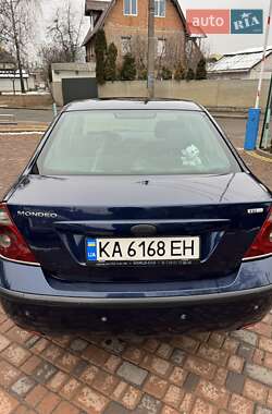 Седан Ford Mondeo 2005 в 