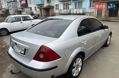 Седан Ford Mondeo 2002 в Гайвороні