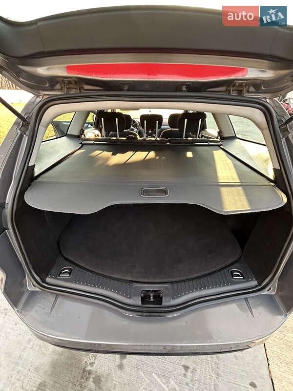 Универсал Ford Mondeo 2010 в Луцке