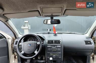 Лифтбек Ford Mondeo 2005 в Ровно