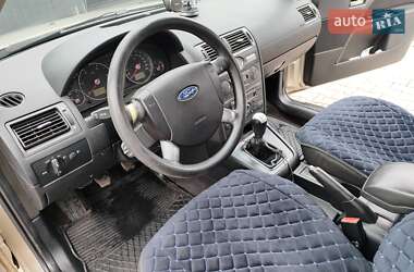 Лифтбек Ford Mondeo 2005 в Ровно