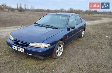 Ліфтбек Ford Mondeo 1994 в Луцьку