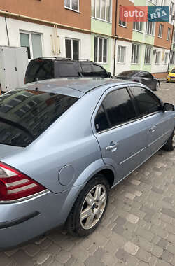 Лифтбек Ford Mondeo 2005 в Обухове