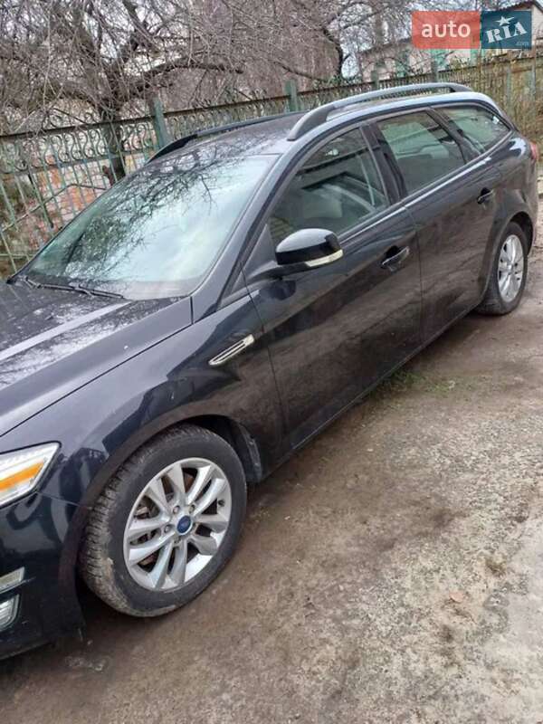 Универсал Ford Mondeo 2011 в 