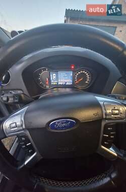 Універсал Ford Mondeo 2014 в Володимирі