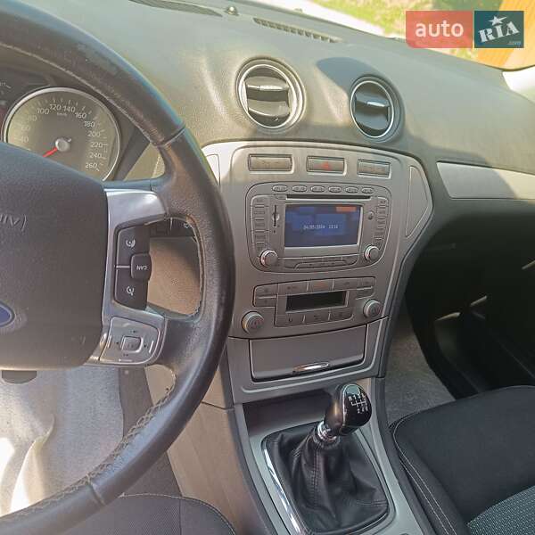 Универсал Ford Mondeo 2010 в Хусте