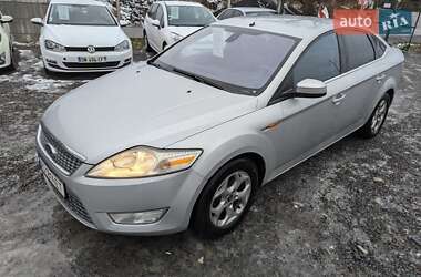 Лифтбек Ford Mondeo 2010 в Ровно