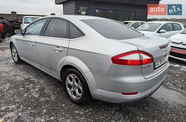 Лифтбек Ford Mondeo 2010 в Ровно