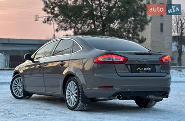 Седан Ford Mondeo 2012 в Киеве