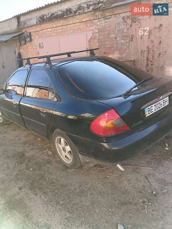Лифтбек Ford Mondeo 1997 в Николаеве
