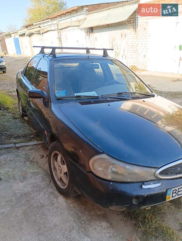 Лифтбек Ford Mondeo 1997 в Николаеве