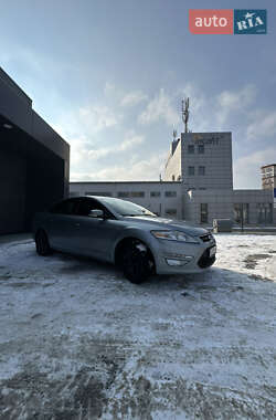 Седан Ford Mondeo 2012 в Києві