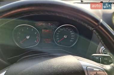 Седан Ford Mondeo 2012 в 