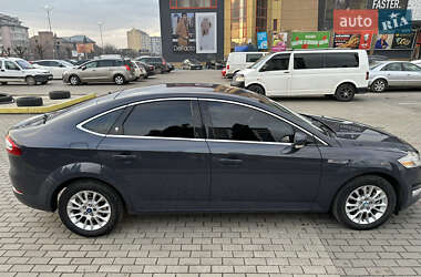 Седан Ford Mondeo 2010 в 