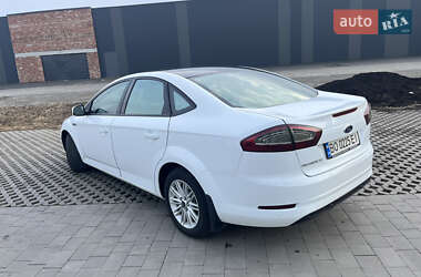 Седан Ford Mondeo 2012 в Хмельницком