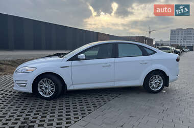 Седан Ford Mondeo 2012 в Хмельницком