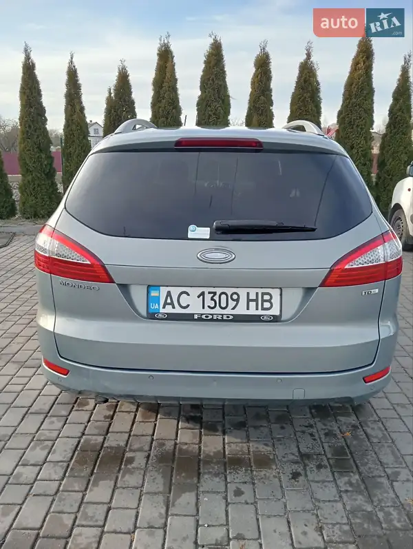 Ford Mondeo
