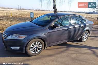 Седан Ford Mondeo 2011 в 
