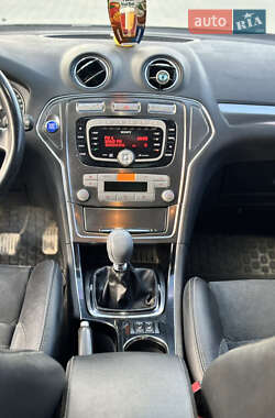 Лифтбек Ford Mondeo 2007 в 