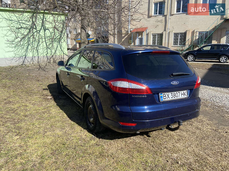 Універсал Ford Mondeo 2010 в Волочиську