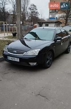 Лифтбек Ford Mondeo 2004 в Борисполе