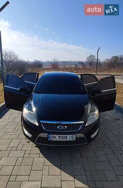 Лифтбек Ford Mondeo 2008 в Здолбунове